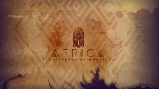 Drawing of a brown mask over a burlap painted with geometric designs. Under the mask the legend Africa Continente Enigmático