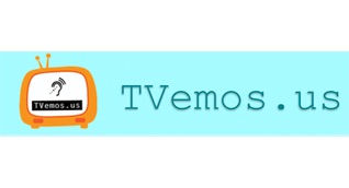TV screen showing a hearing aid symbol with the web address TVemos.us underneath it. Next to the screen the letters TVemos.us